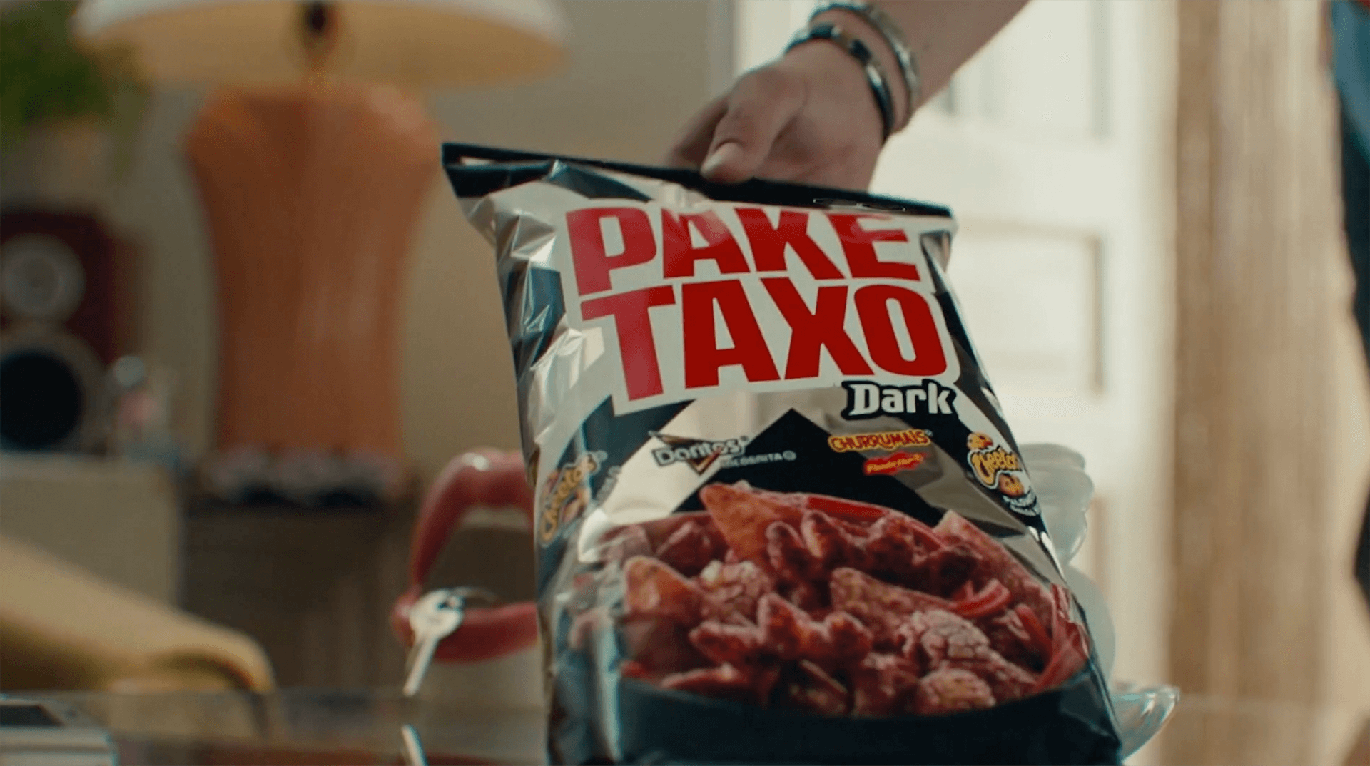 Paketaxo Dark the first snack co-created with a TikTok